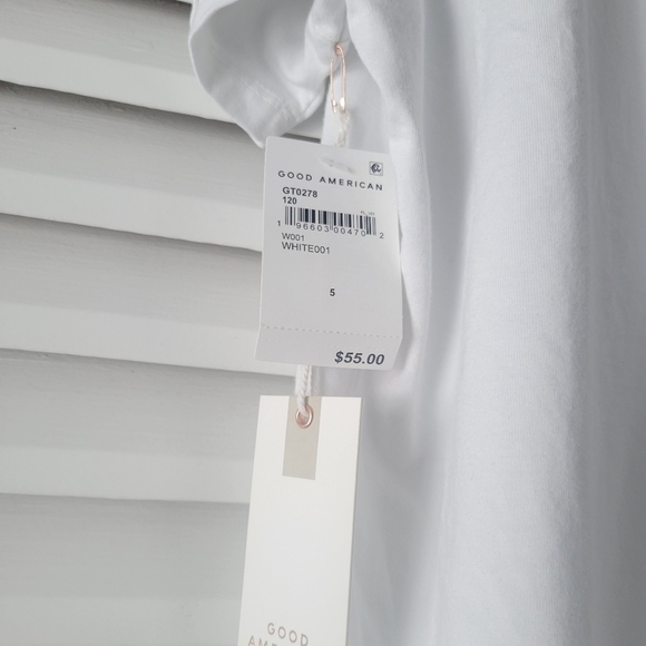 Good American NWT  white tee V-neck size 5. - Picture 10 of 12